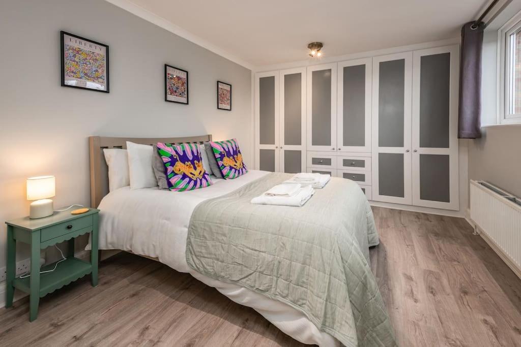 5bed Hse With Indoor Pool And Parking * Cambridge (Cambridgeshire)